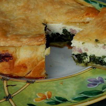 Пирог со шпинатом и рикоттой из слоеного теста