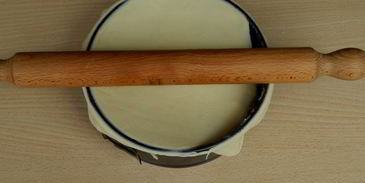 пирог со шпинатом и рикоттой из слоеного теста