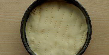 пирог со шпинатом и рикоттой из слоеного теста