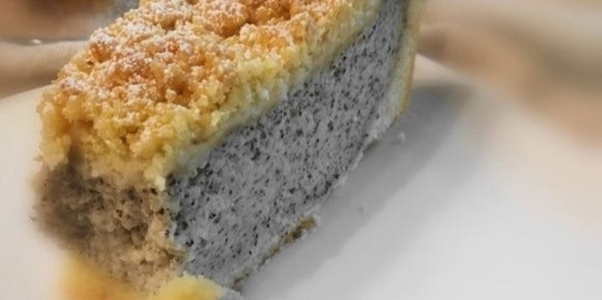 Рецепт сочного макового пирога со штрейзелем