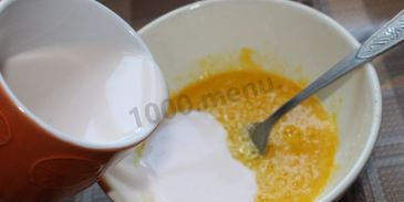 дрожжевые пирожки с ягодами в духовке