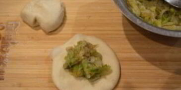 капустные пирожки в духовке