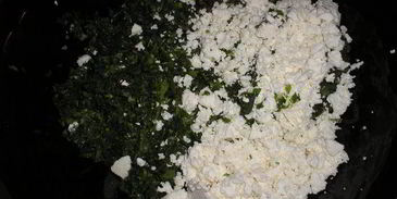 кутабы с зеленью и сыром