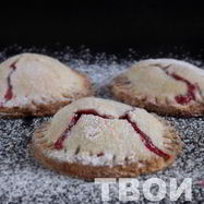 Рецепт Пирожков из песочного теста с клубникой