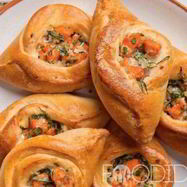 Рецепт Пирожков из слоеного теста с рыбой