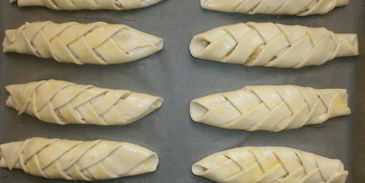 пирожки косичка с горохом