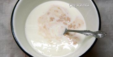 пирожки на кефире без яиц с домашним яблочным вареньем с корицей