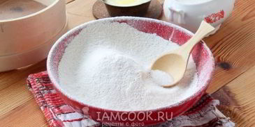 пирожки на молоке с вишней