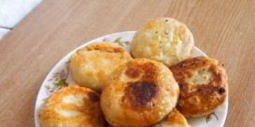 пирожки с брынзой и зеленью