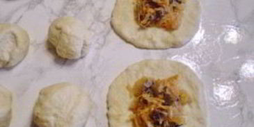 пирожки с капустой и грибами жареные