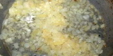 пирожки с консервированной рыбой