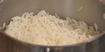 пирожки с красной рыбой и рисом