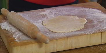 пирожки с красной рыбой и рисом