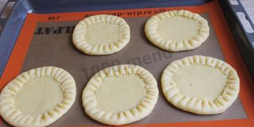 пирожки с курицей и картошкой в духовке