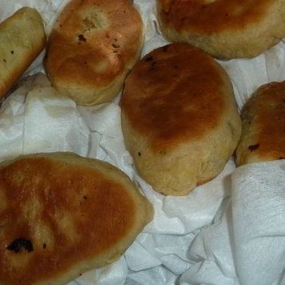 Пирожки с солеными грибами