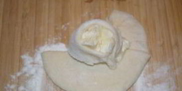 пирожки с творогом из дрожжевого теста