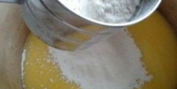 пирожки с вишней на молоке