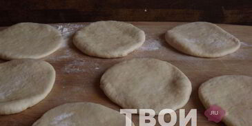 пирожки с яйцом и луком