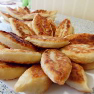 Рецепт Пирожков с яйцом и зеленым луком