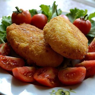 Рисовые пирожки с рагу из кабачка