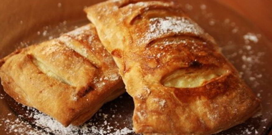 Рецепт слоеных пирожков с творогом