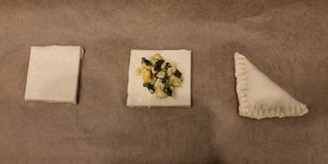 закусочные пирожки с луком и яйцом