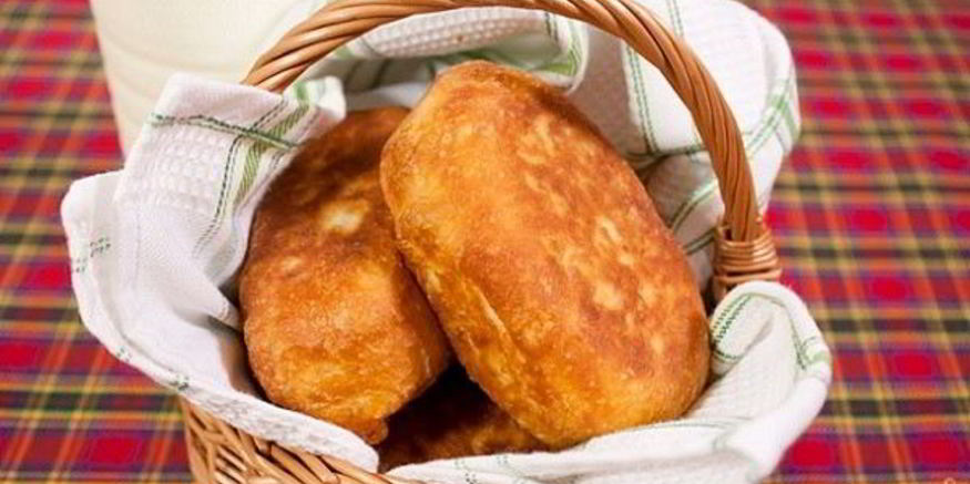 Рецепт жареных пирожков с малиной