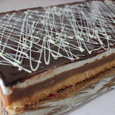 Банановое пирожное