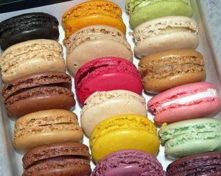 Французское пирожное макарон