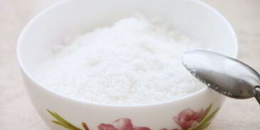 кокосово-клубничное пирожное