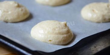 пирожное буше бисквитное