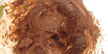 пирожное буше глазированные с малиново-ореховым кремом