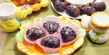 пирожное шоколадное яичко