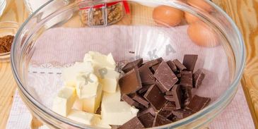 шоколадный брауни в мультиварке