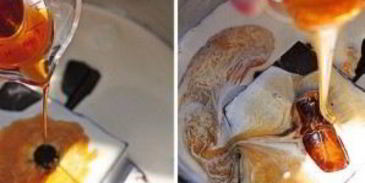 шоколадные пирожные с теплым шоколадным соусом