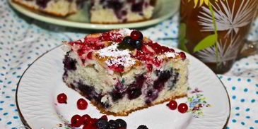 ягодные пирожные