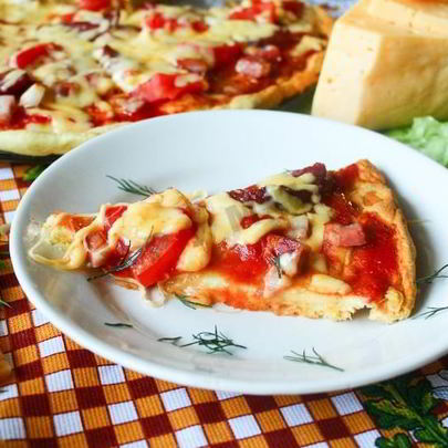 Быстрая пицца в микроволновке с сыром