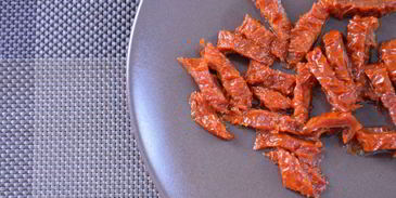 картофельная пицца с вялеными помидорами