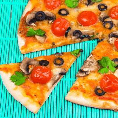 Легкая пицца с хрустящей корочкой