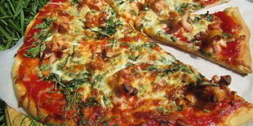 пицца красное и белое