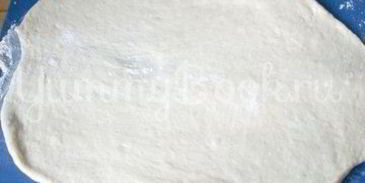 пицца-рулет стромболи