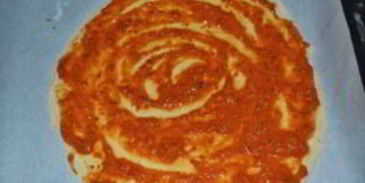 пицца с курицей и ананасами