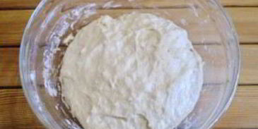 пицца с солеными огурцами