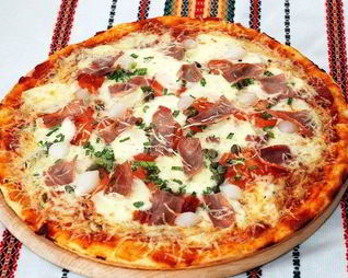 Пицца с ветчиной в мультиварке