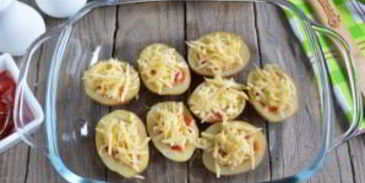 пицца в картофельных лодочках