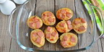 пицца в картофельных лодочках