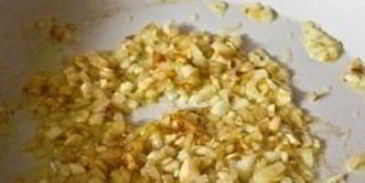 цельнозерновая пицца с шампиньонами и рикоттой