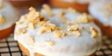 банановые пончики с грецкими орехами