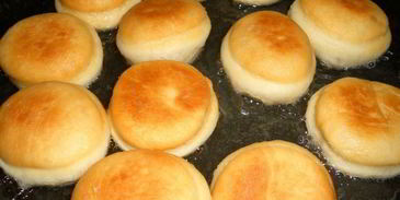 дрожжевые пончики с начинкой