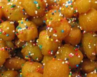 Итальянские медовые пончики